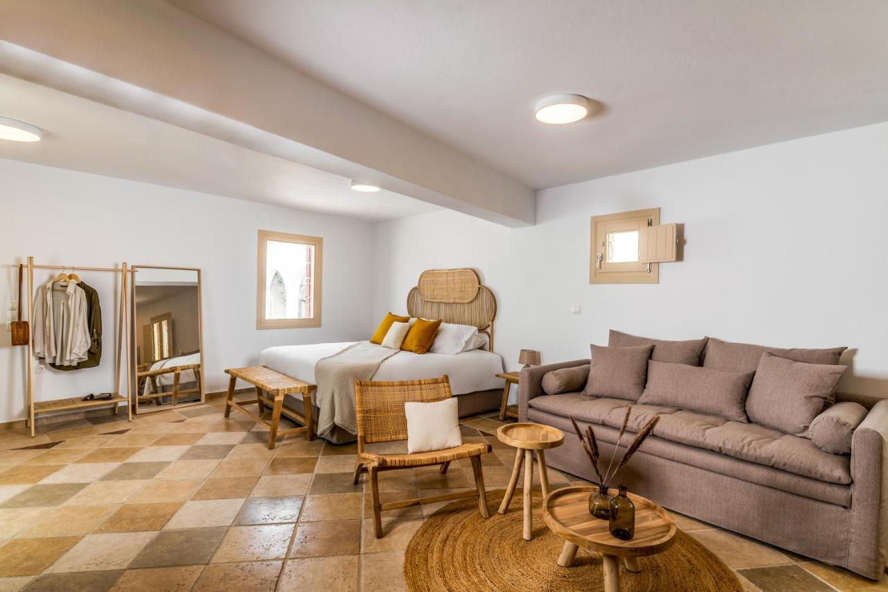 Vacay Suites Фиростефани Экстерьер фото